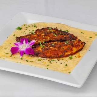 CATFISH & GRITS