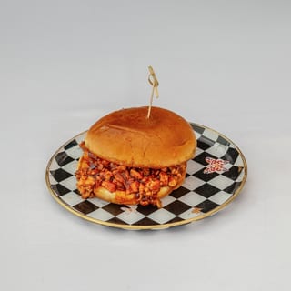 V. SOUTHERN BARBECUE PULLED CHIK'N